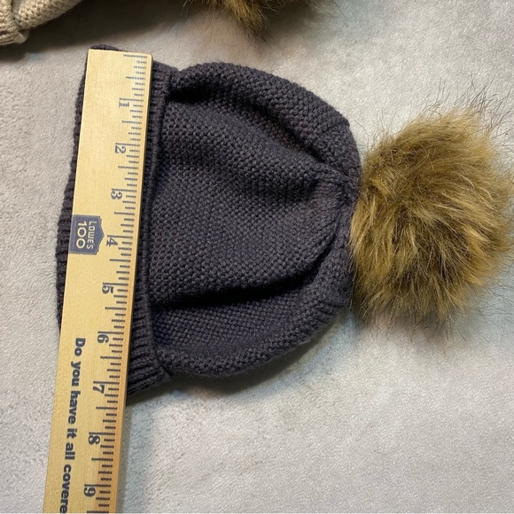 Gertex Twin Pom Pom Faux Fur Beanie Hat Lot 2 Toddler Little Kids Tan & Gray - Picture 3 of 11